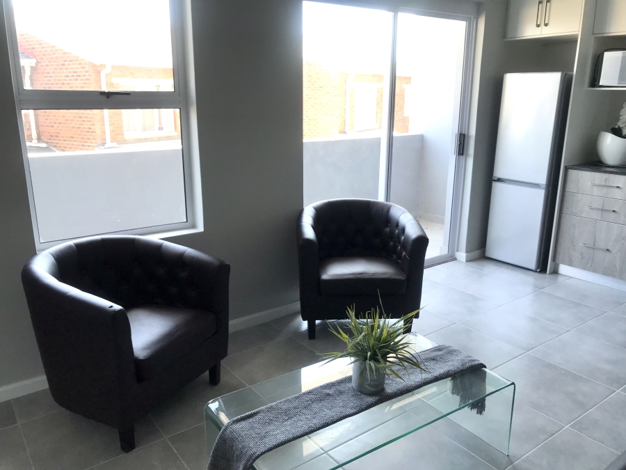 1 Bedroom Property for Sale in Table View Western Cape